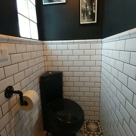 Maison Jardin Et Parking Privé Dans *