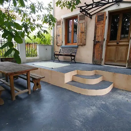 Maison Jardin Et Parking Privé Dans * Grenoble