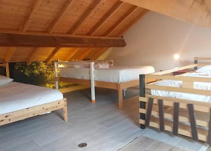 Maison Jardin Et Parking Prive Dans וילה *