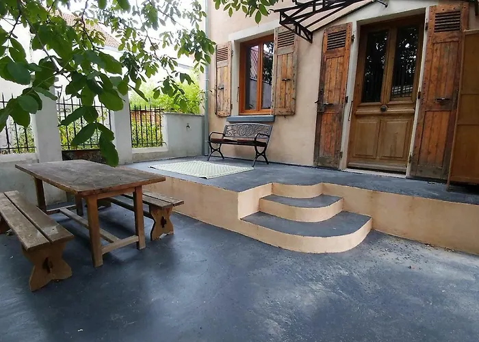 Maison Jardin Et Parking Prive Dans * גרנובל